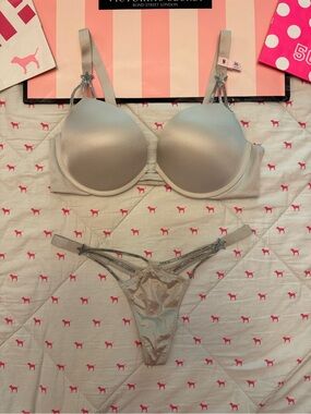 VICTORIA’S SECRET VERY SEXY BRA & THONG PANTY SET STAR SHINE BLING STRAP RARE